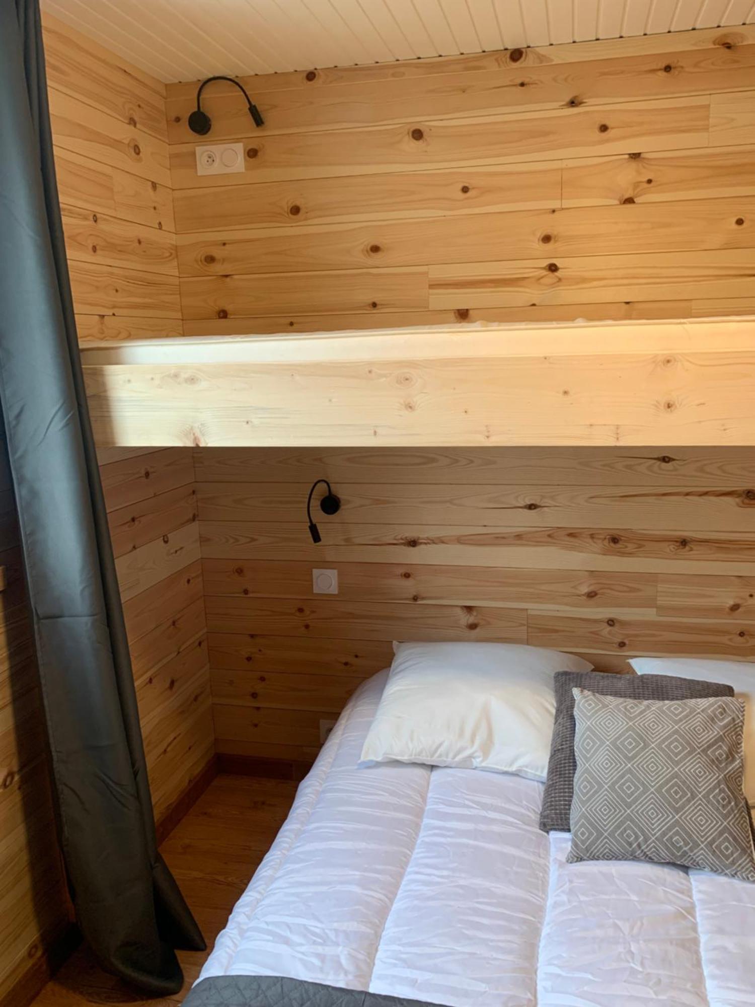 Les Chapeliers De St Pons Apartment *